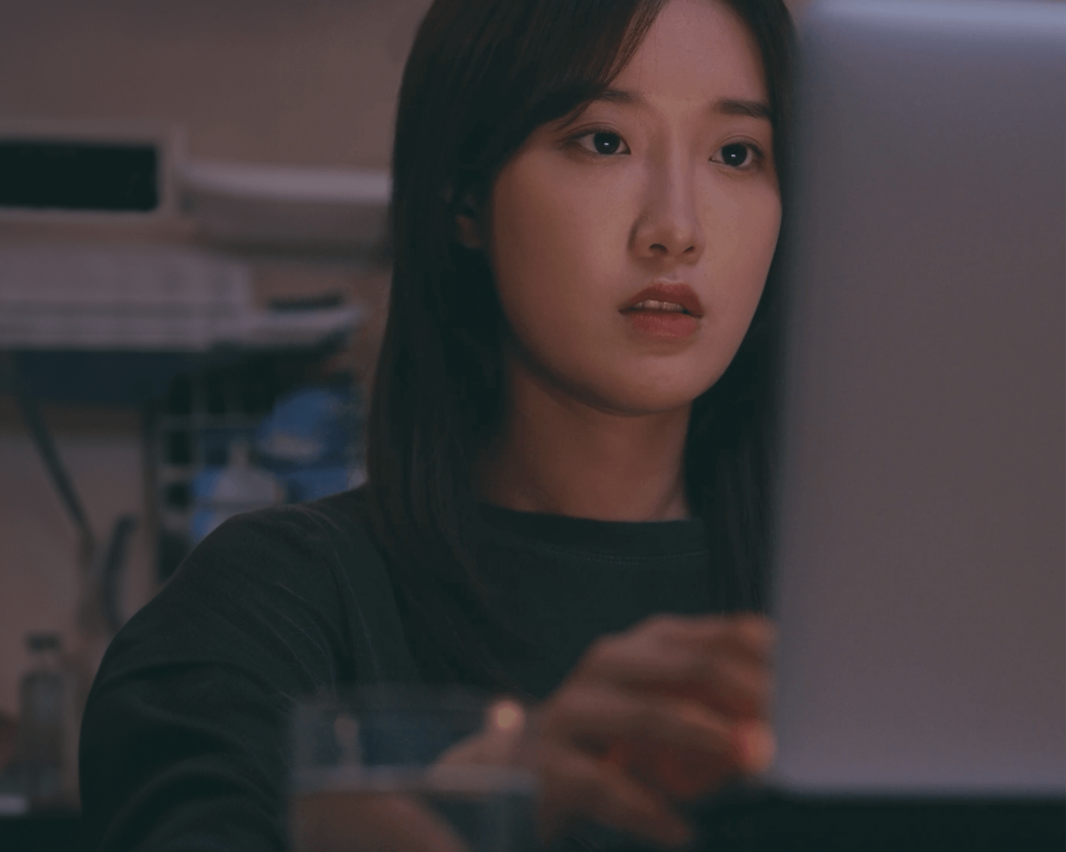 Bibit Yang Ditinggal Sang Bunga