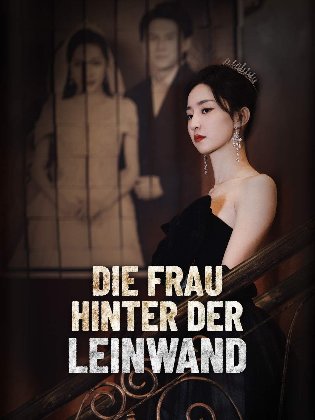 Die Frau hinter der Leinwand