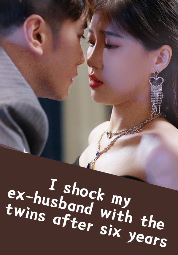I shock my ex-husband with the twins after six years
